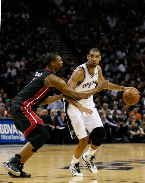 关键时刻12胜0负！坐拥詹皇077 湖人关键球太稳！