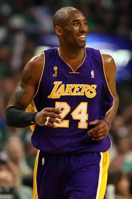 美国警方接报＂激烈枪战＂ 出警后发现是玩家在打游戏