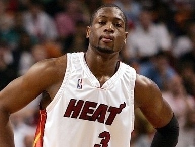 替补球员爆发助球队锁胜