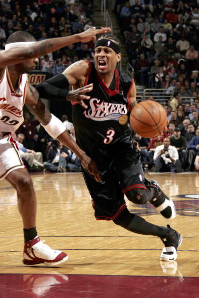 尤里·阿瑞塔在世界大赛第六战后半段因核心投手被提前换下引发争议