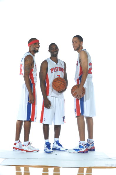 洛杉矶道奇在 2024 年宣布山本由伸将担任首尔海外开幕战首发，引发亚洲球迷疯狂抢票