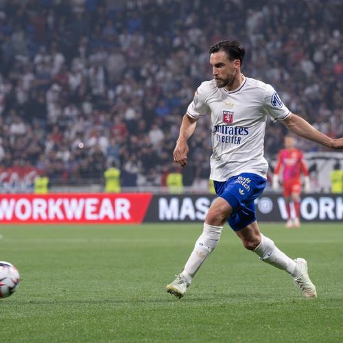 2015 赛季：洋基队 A-Rod 达成生涯第 3000 支安打里程碑